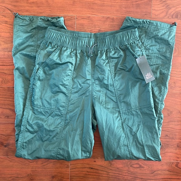 NWT Wild Fable Green Parachute Ripcord Straight Leg Pants - Picture 1 of 9